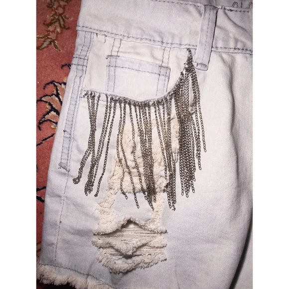 Jean Short - Picture 2 of 4